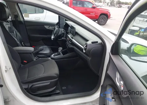 2024 Kia Forte Lxs из США, поврежденный, VIN 3KPF24AD9RE777262